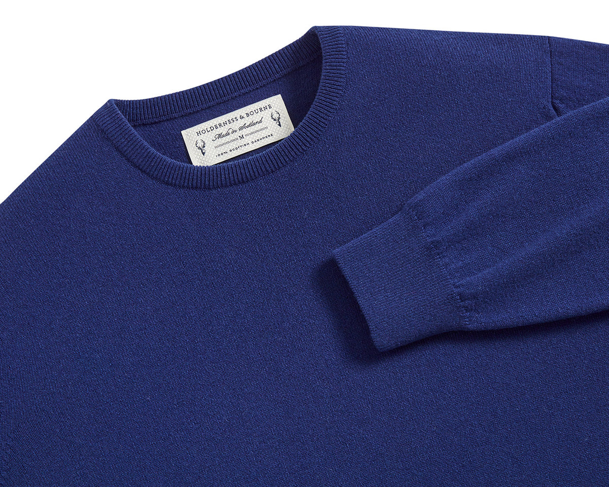 Holderness & Bourne Men’s Dark Navy Blue Crewneck