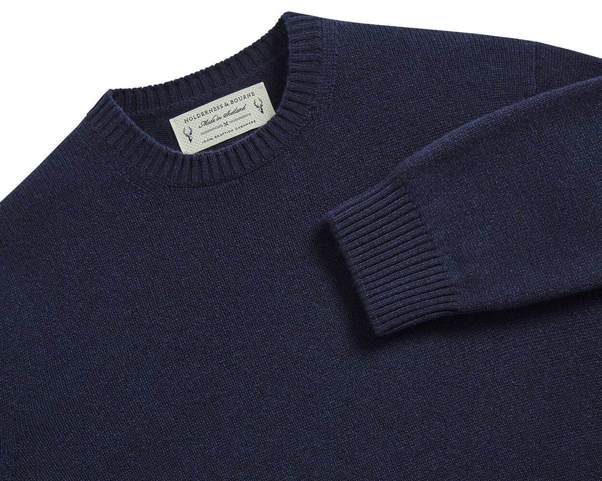 Holderness & Bourne The Berwick Navy Blue Pullover Sweater For Men